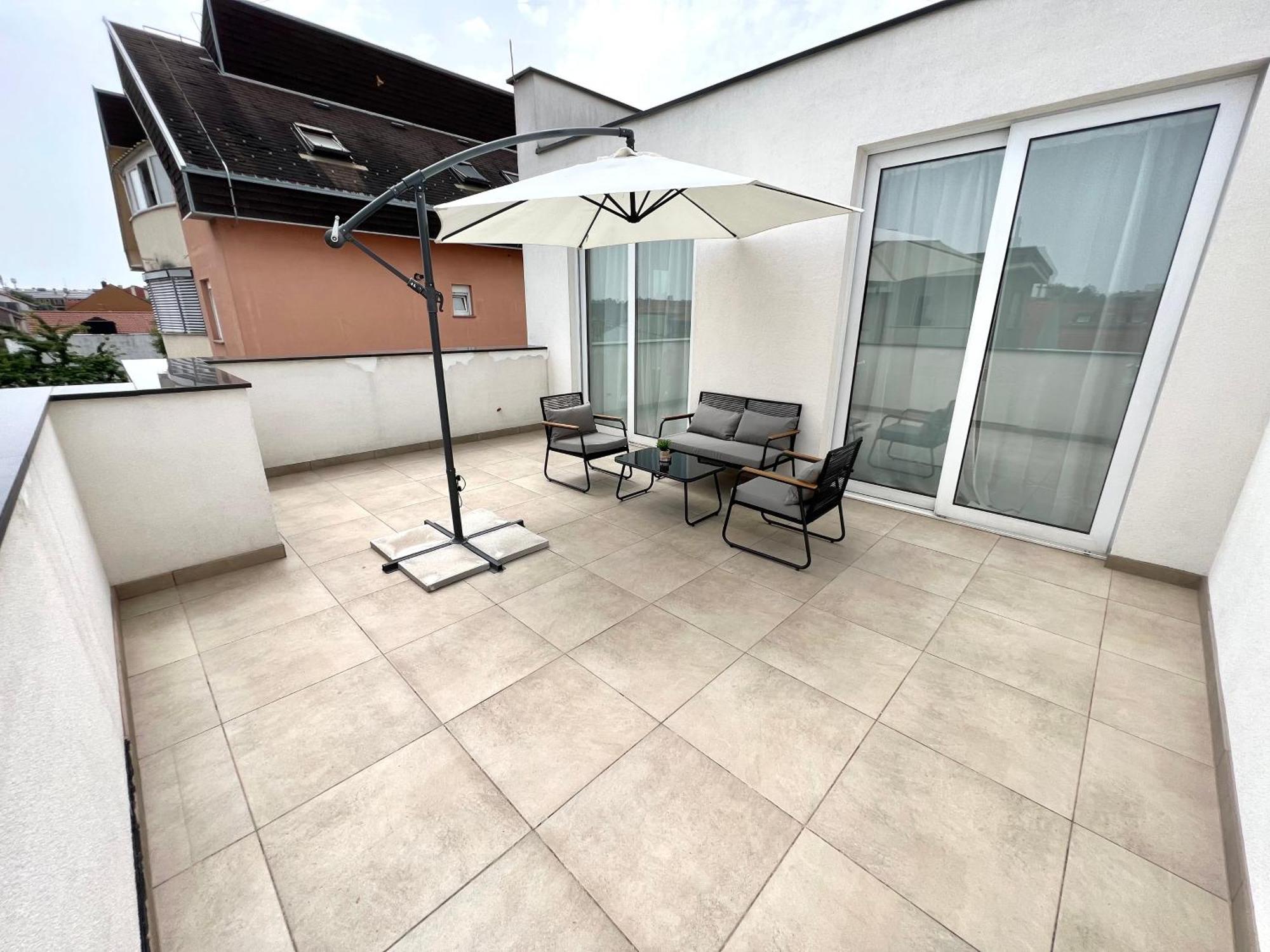Apartman Jarun 2 ซาเกร็บ ภายนอก รูปภาพ